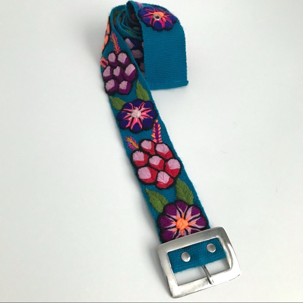Handmade Wool Embroidered Belt - Picture 8 of 9